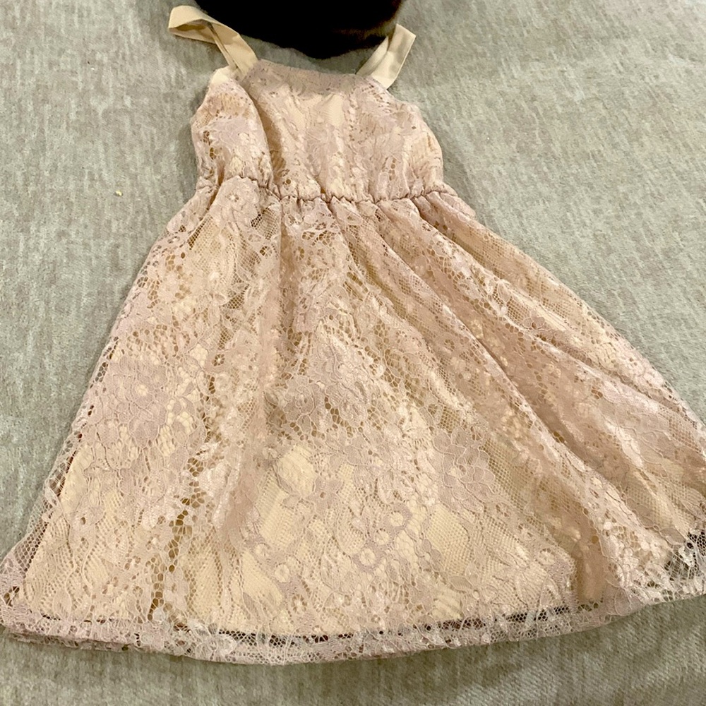 3 Girls dresses
